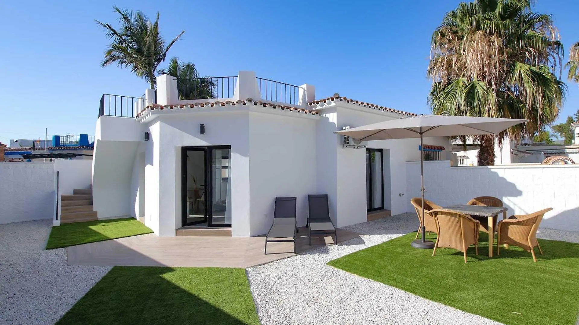Linda Vista Beach Apartment location